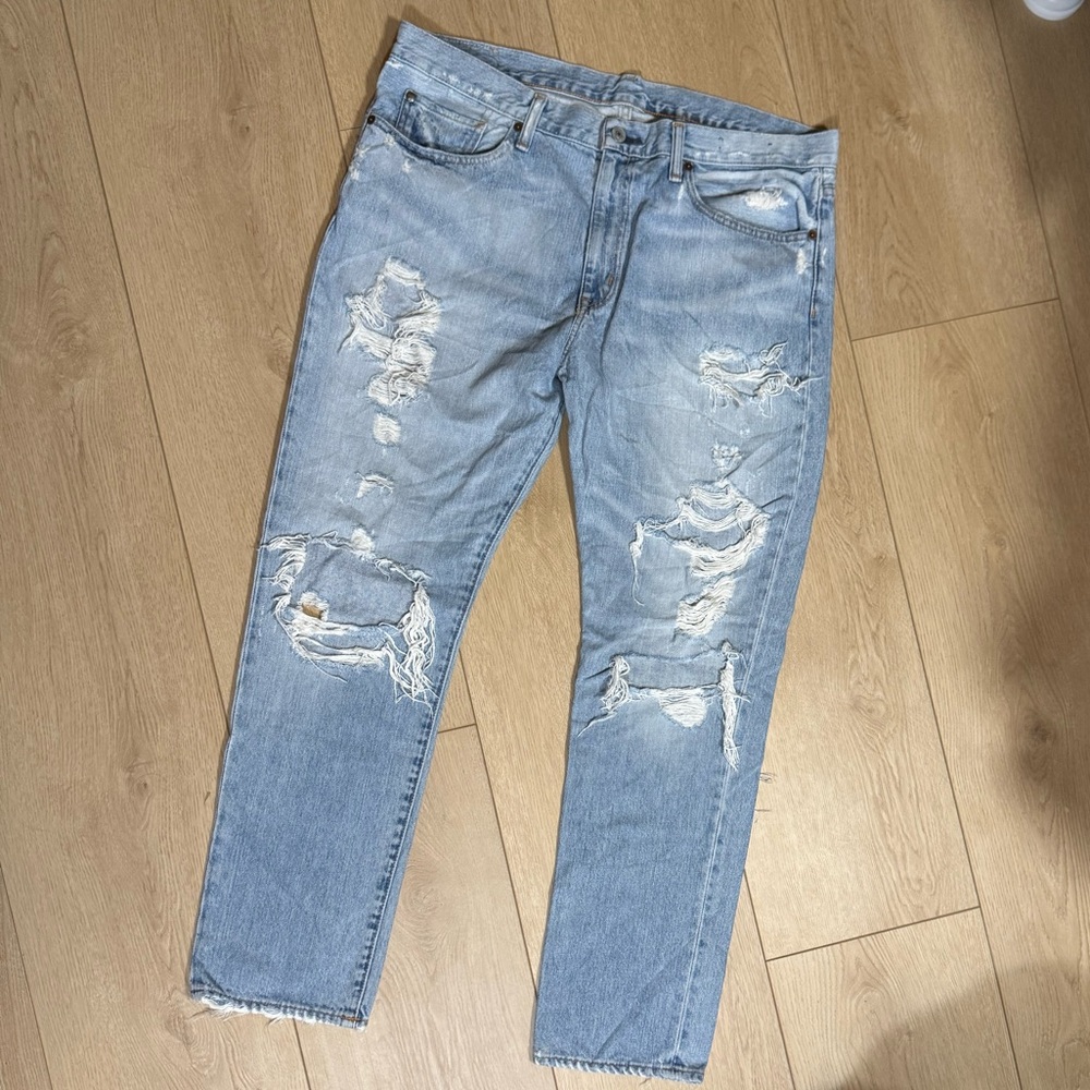 Light Blue Distressed Women’s Jeans